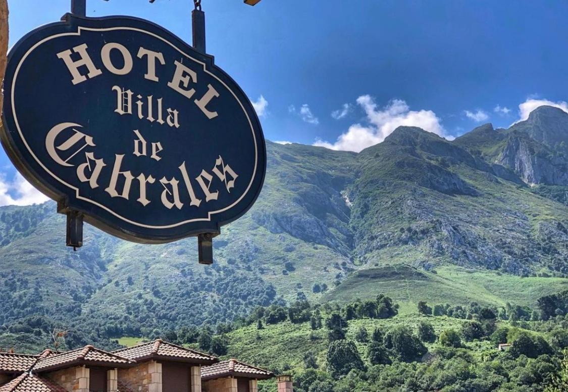 Hotel Villa De Cabrales アレナス・デ・カブラレス エクステリア 写真