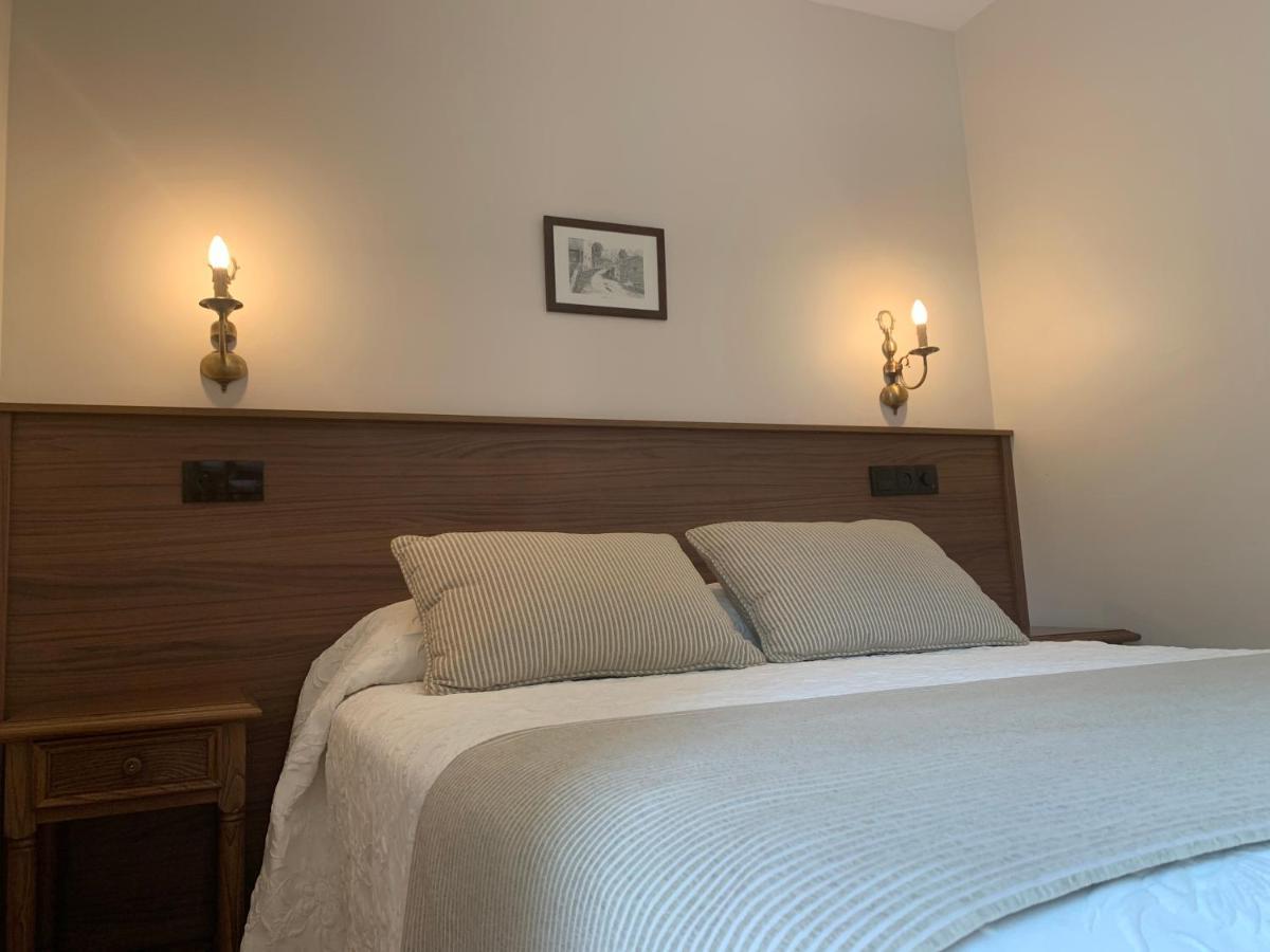 Hotel Villa De Cabrales アレナス・デ・カブラレス エクステリア 写真